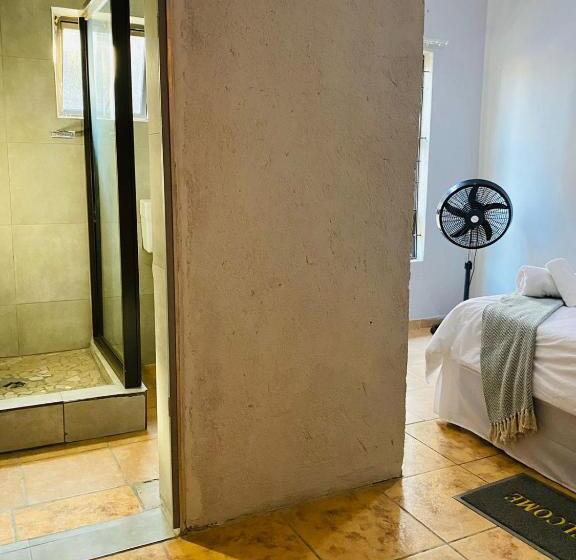 Пансион Nteto Guesthouse