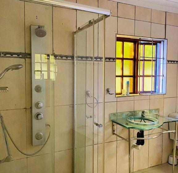 Пансион Nteto Guesthouse