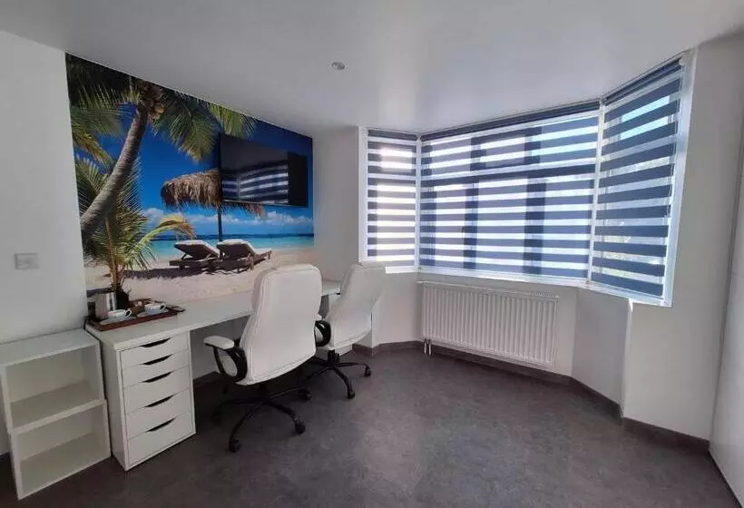 ペンション Sunny Waves