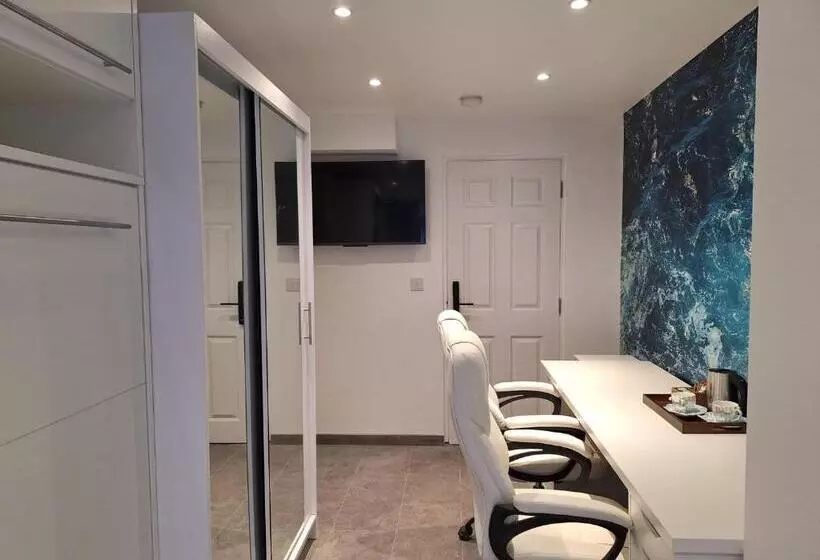 ペンション Sunny Waves