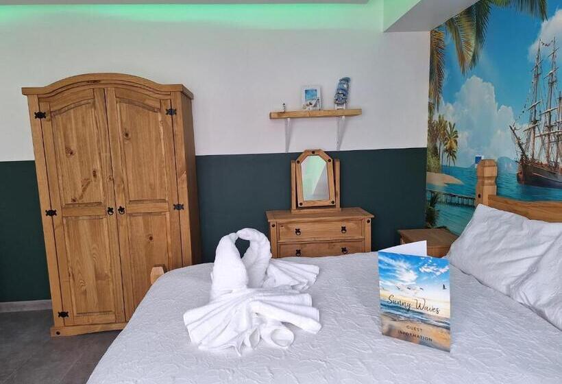 Пансион Sunny Waves