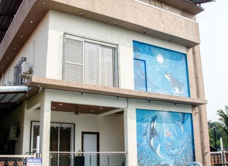 渡假胜地  Vishvin Restofarm Badlapur