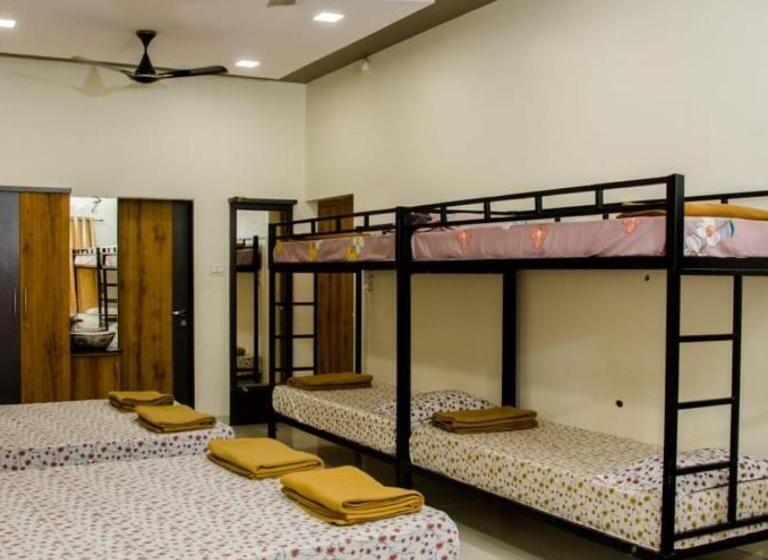 渡假胜地  Vishvin Restofarm Badlapur