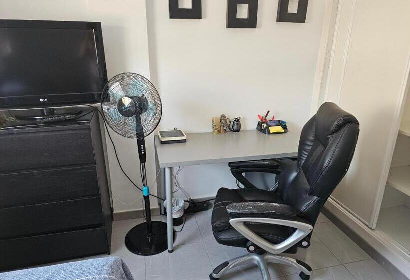 تختخواب و صبحانه Habitación Roque Del Conde