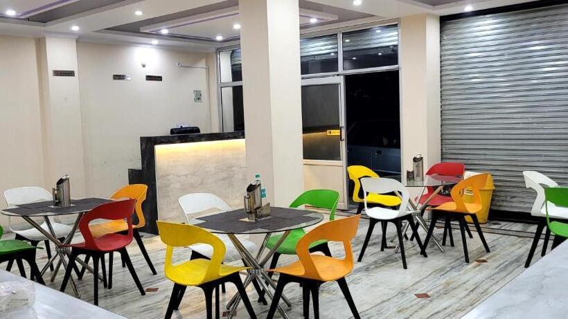 Hotel Hill View A Family