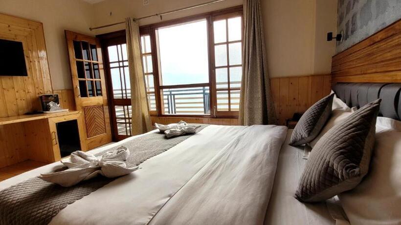 Hotel Hill View A Family