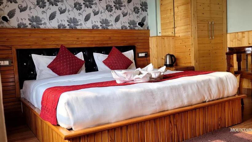 Hotel Hill View A Family