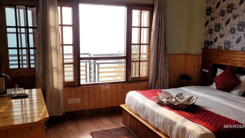 Hotel Hill View A Family