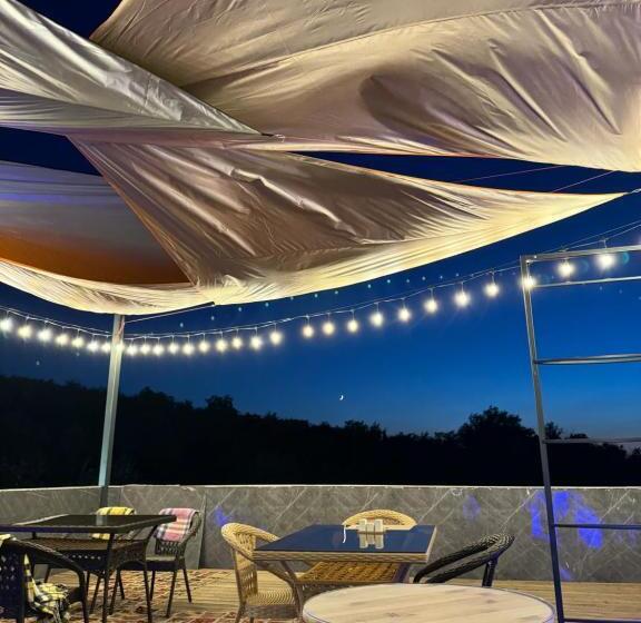 هتل Inn Ozz Almaty