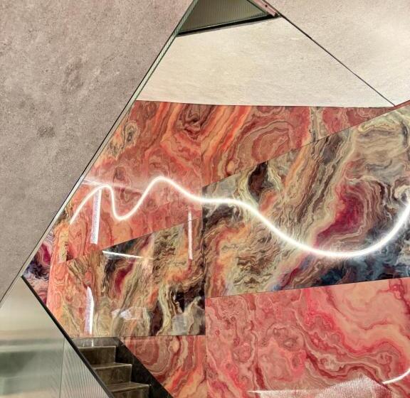 هتل Inn Ozz Almaty