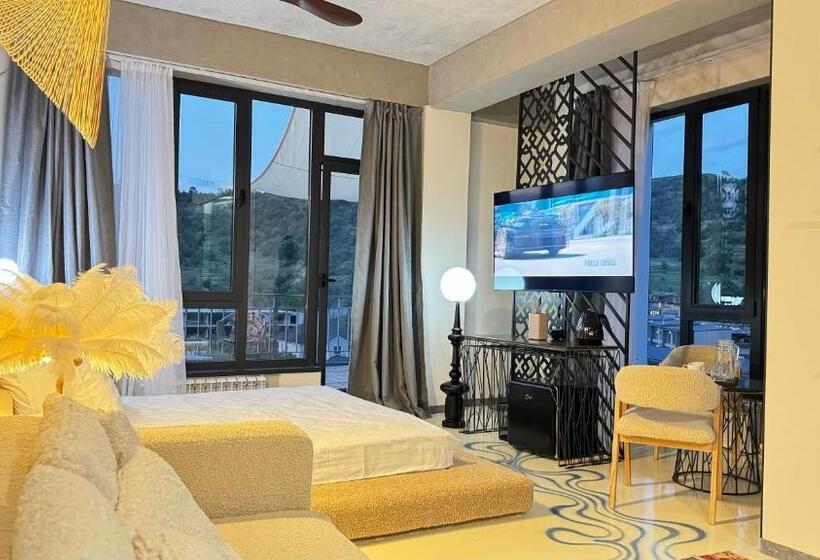 هتل Inn Ozz Almaty