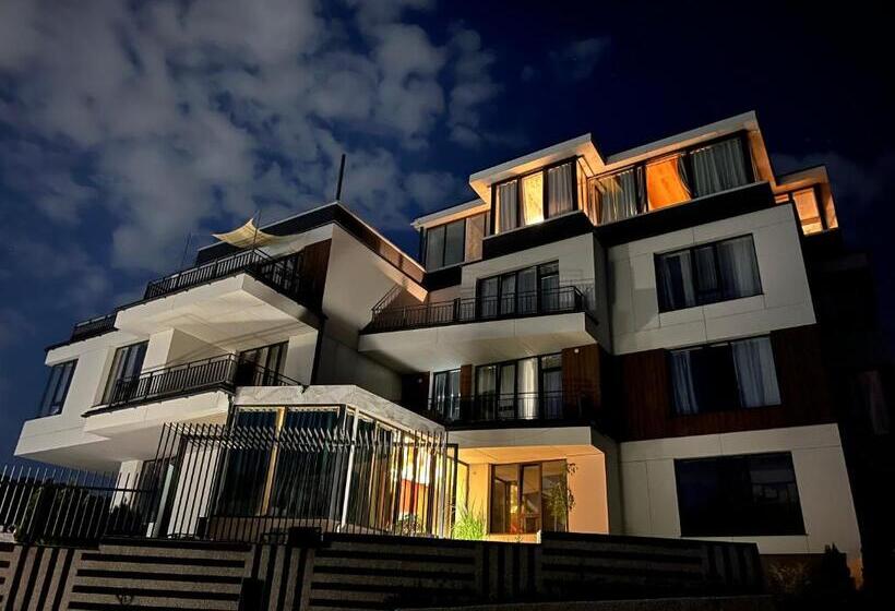 هتل Inn Ozz Almaty