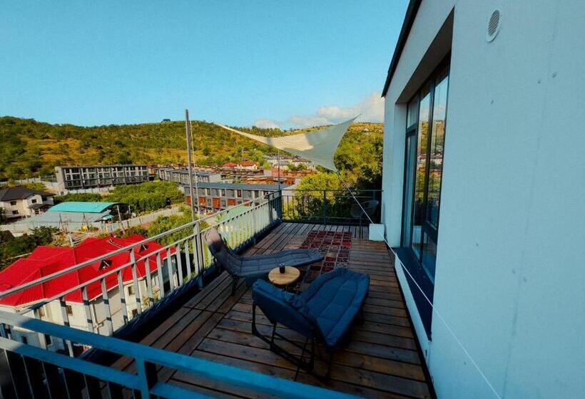 هتل Inn Ozz Almaty