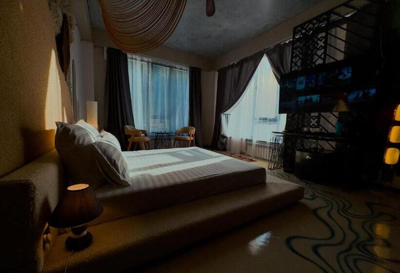 هتل Inn Ozz Almaty