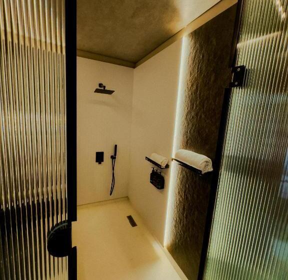 هتل Inn Ozz Almaty