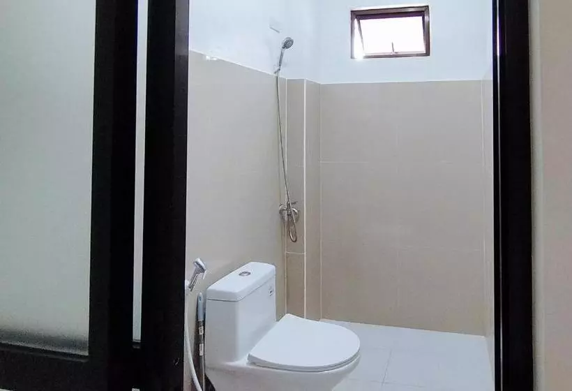 ホテル Reddoorz At Elton Guesthouse