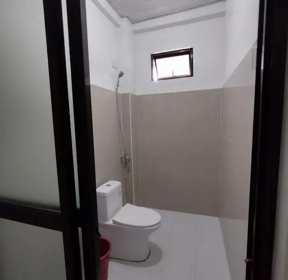 ホテル Reddoorz At Elton Guesthouse