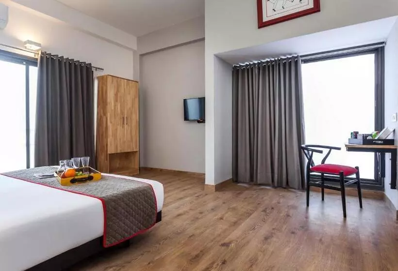 ホテル Super Townhouse Sector 51 Noida Near Iskcon Temple Noida