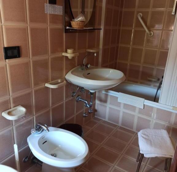 בית מלון כפרי Verona