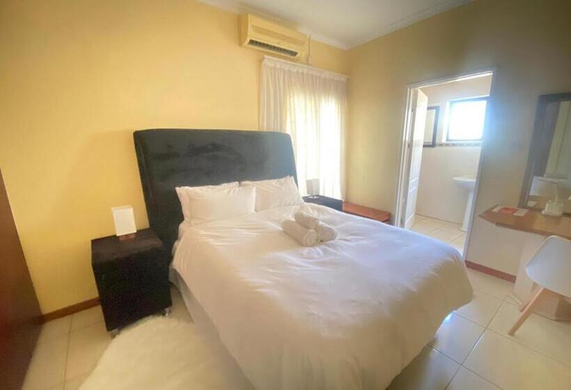 Mokolodi Bed And Breakfast