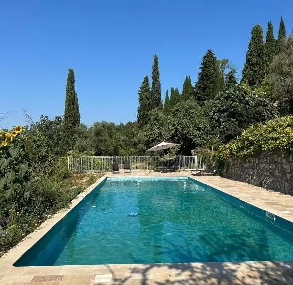 Majatalo La Dolce Vita Montauroux