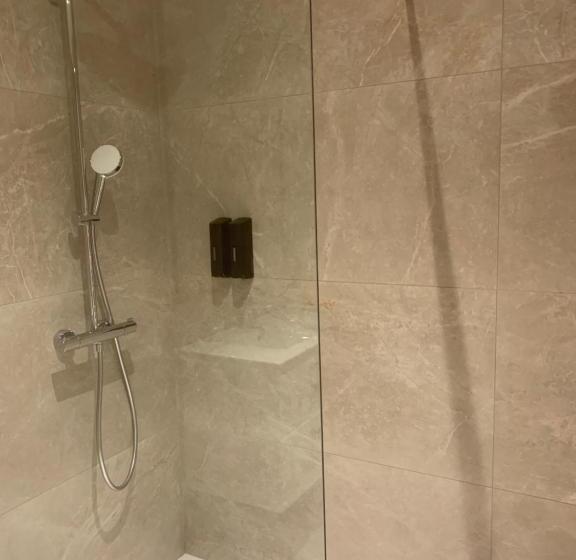 פנסיון La Dolce Vita Montauroux