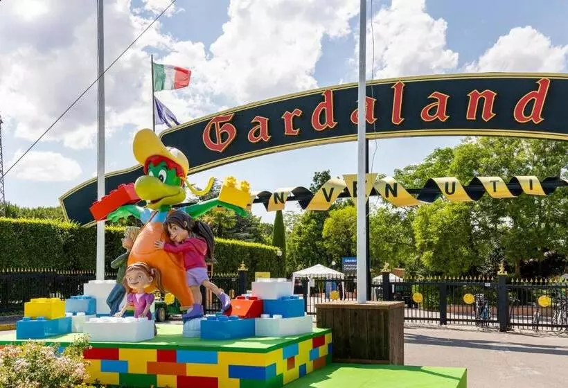 ペンション Suite A Due Passi Da Gardaland