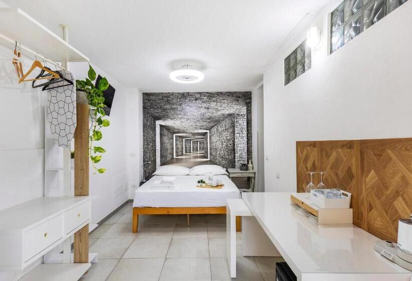 پانسیون Suite A Due Passi Da Gardaland