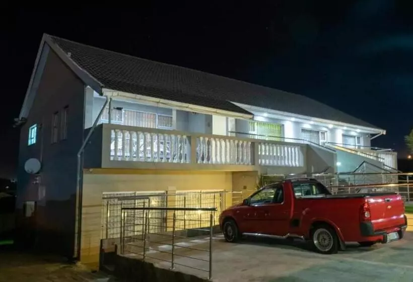 Majatalo Thandi S Guest House