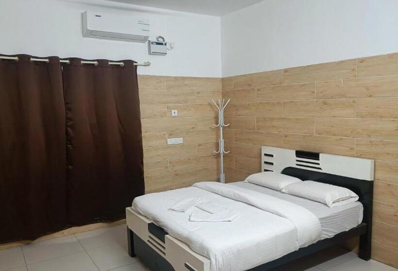 פנסיון The Elite Inn