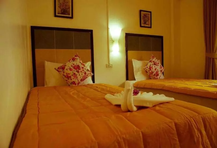 استراحتگاه Krabi Home