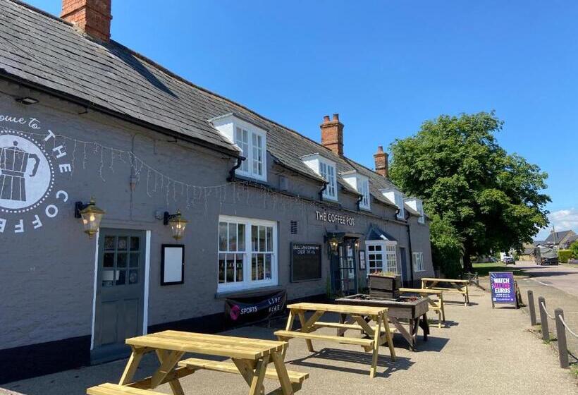 ベッドアンドブレックファースト Coffee Pot Yardley Gobion