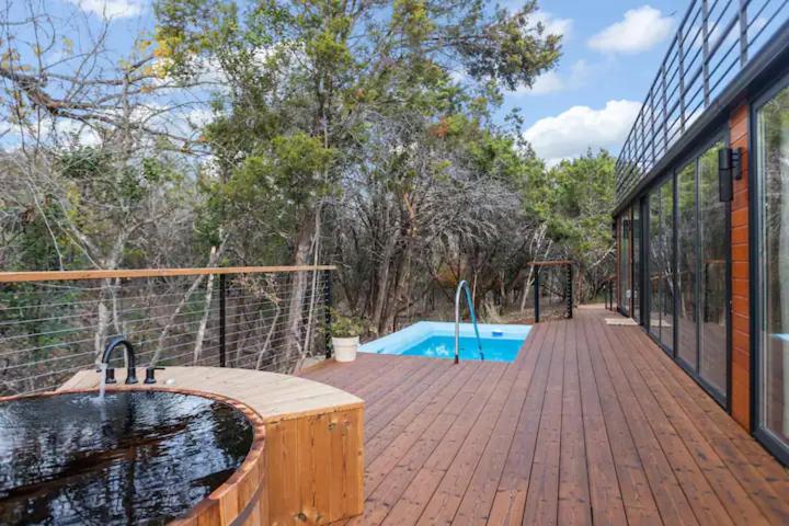 호텔 Live Oak Lodge