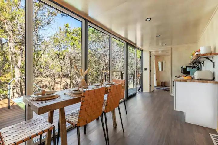 호텔 Live Oak Lodge