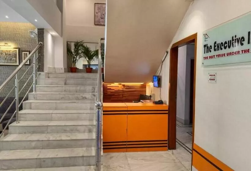Hotelli The Executive Inn