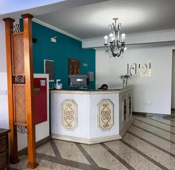 Jadi Hotelaria