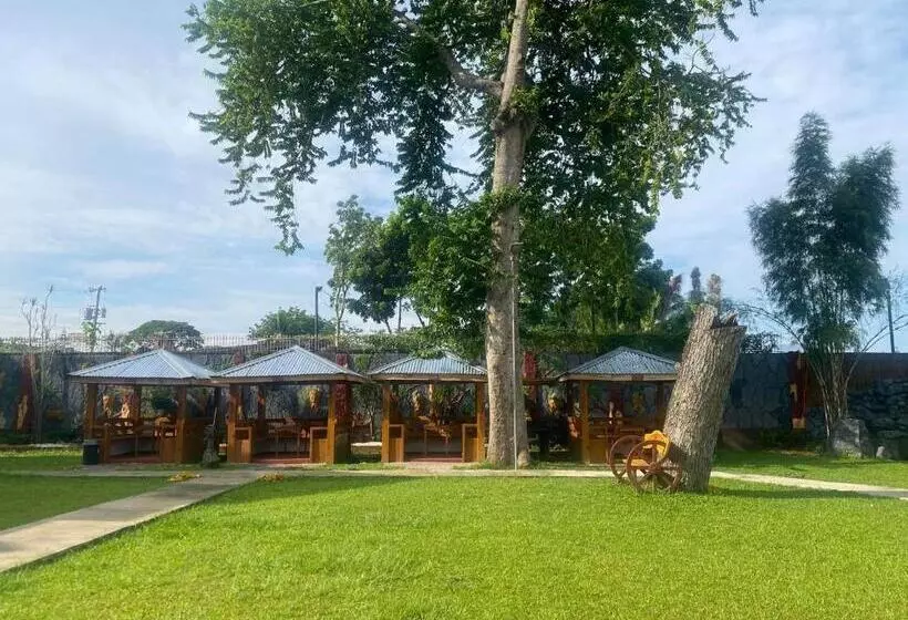 Llanes Bancolita S Resort   Taal Lakeview Resort Balete