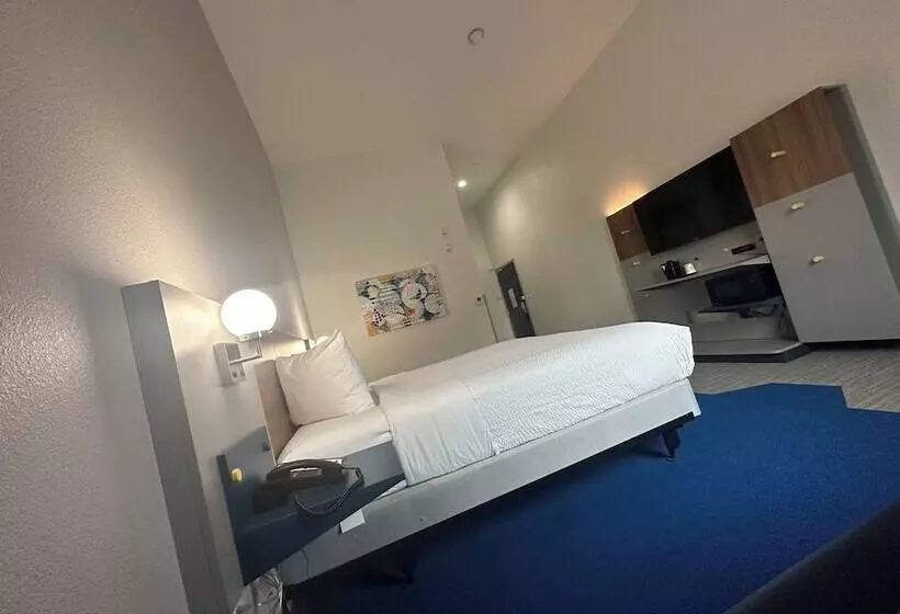 Microtel Inn & Suites By Wyndham Amarillo West