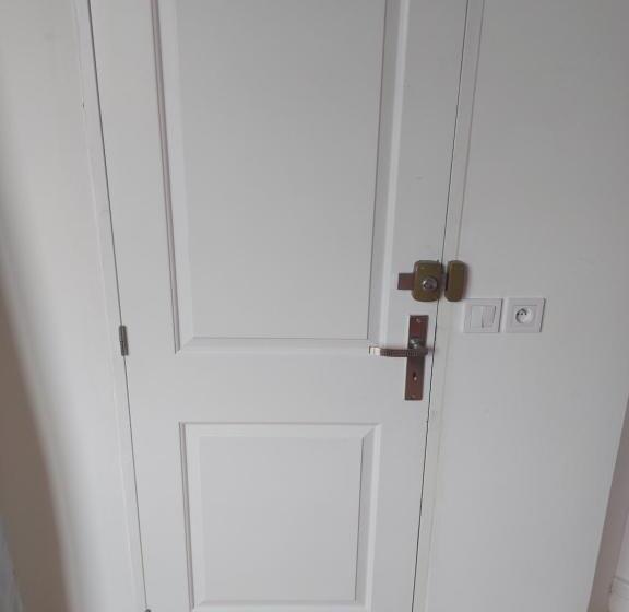 Пансион Chambre D Hôte Pour 2 Adultes Avec 2 Enfants Dans Maison Totalement équipée