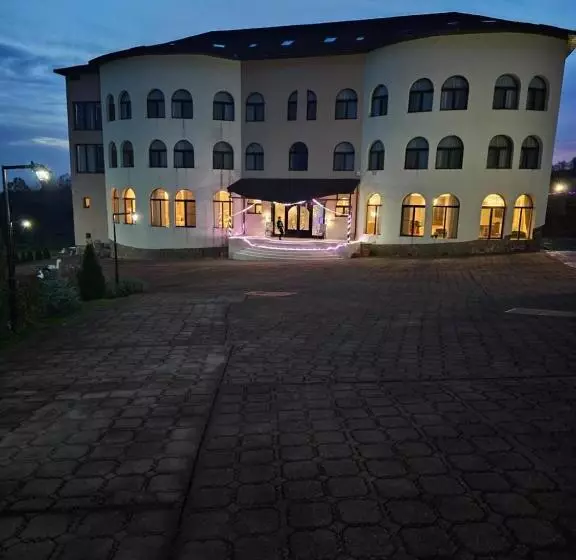 Majatalo Crasmontana Konak