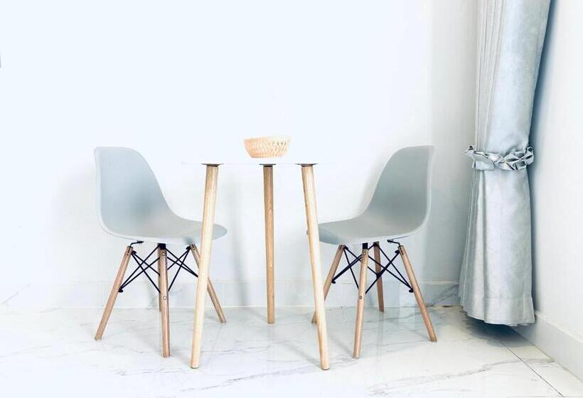 Majatalo Lotus Homestay