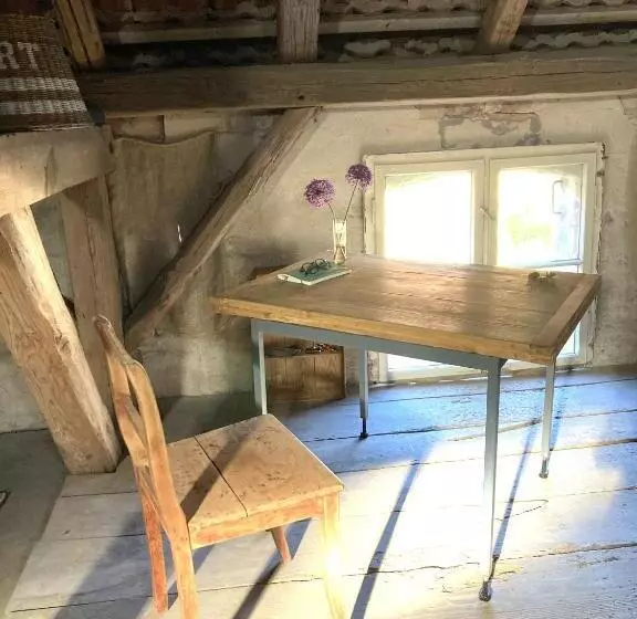 Majatalo Schlamau19   Unterm Nussbaum