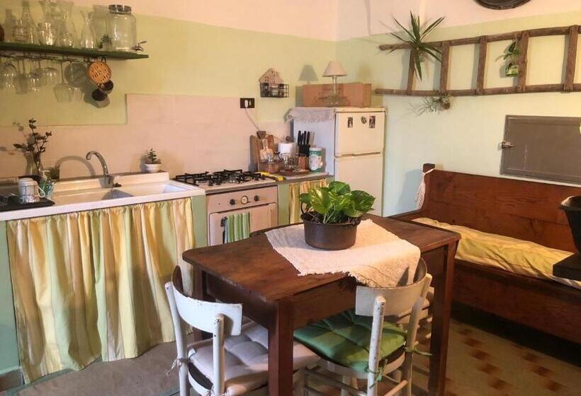 مبيت وإفطار La Casa Di Civita