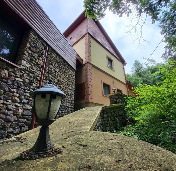 צימר Senyői Vendégház