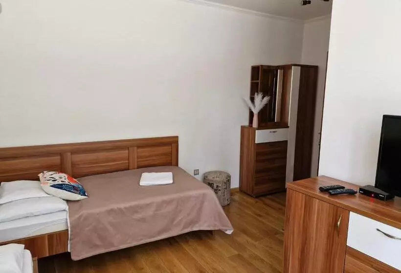 Aamiaismajoitus (B&B) Senyői Vendégház