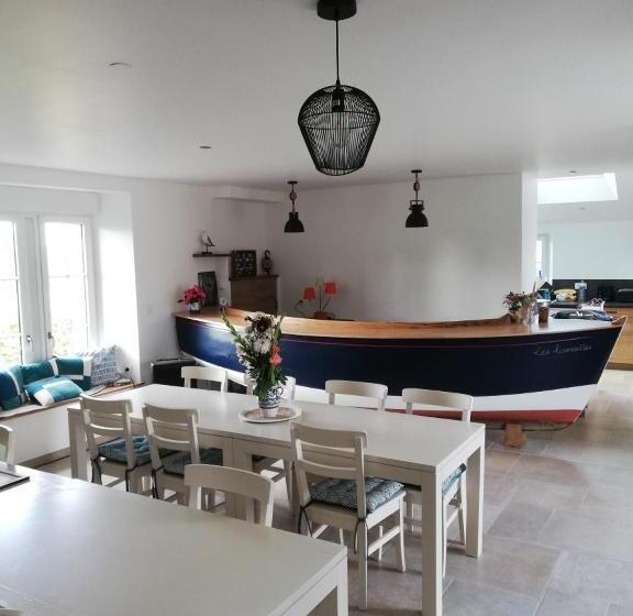 تختخواب و صبحانه Suite Familiale Pour 4 Personnes Aux Hirondelles