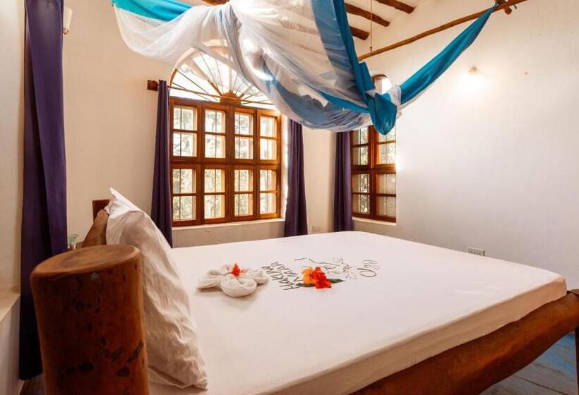 住宿加早餐  Tropicana Boutique