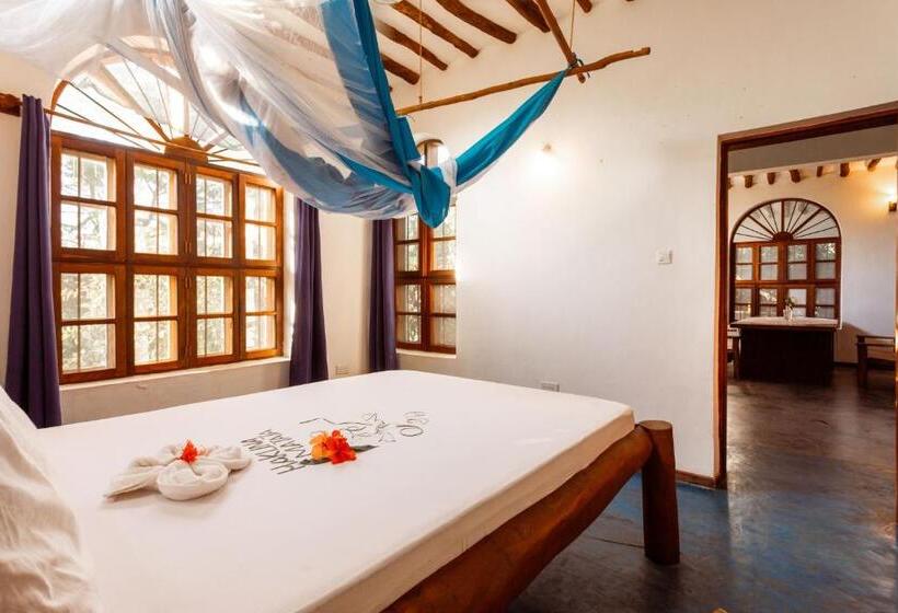 住宿加早餐  Tropicana Boutique