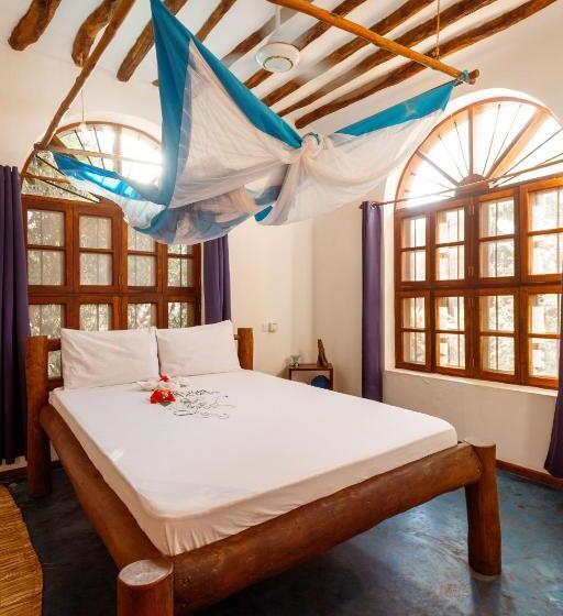 住宿加早餐  Tropicana Boutique