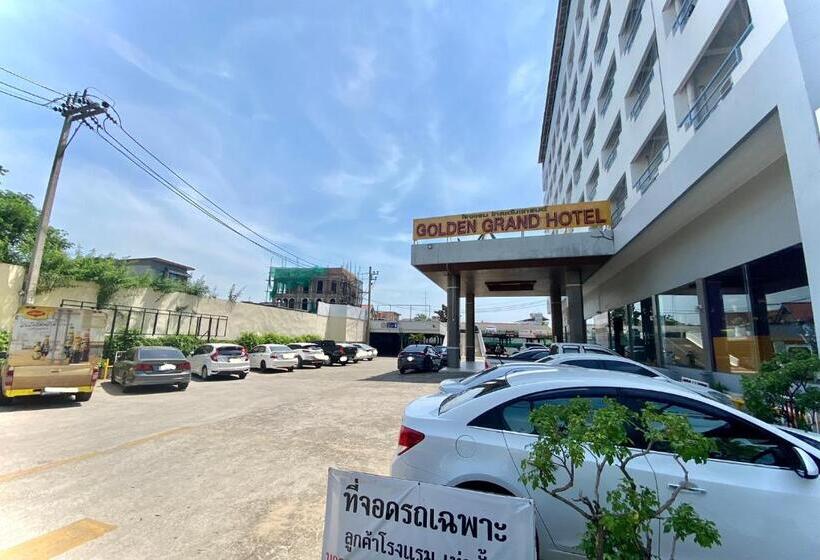Hôtel โรงแรมโกลเด้นแกรนด์ พิษณุโลก